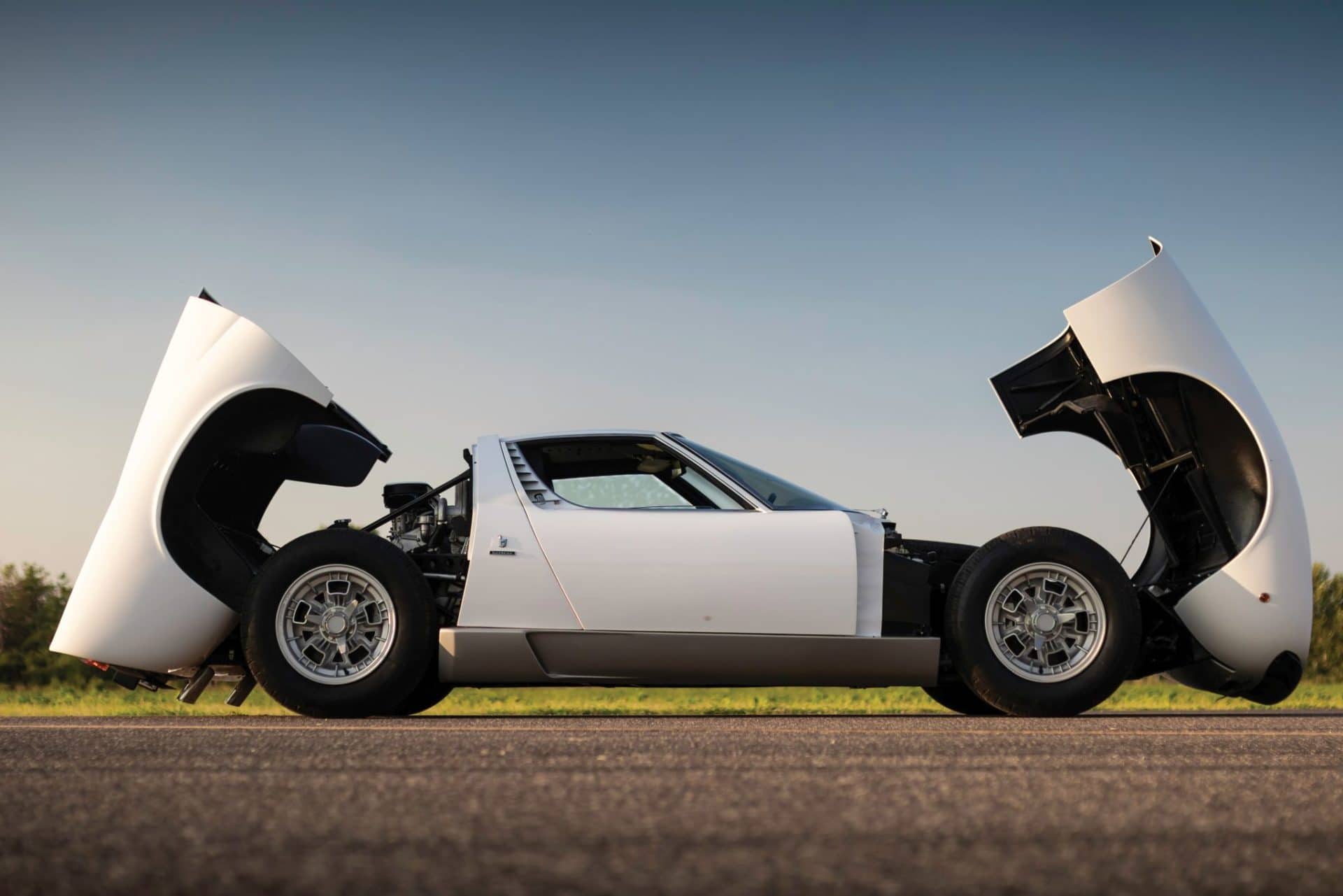 Wyjątkowe Lamborghini Miura Roda Stewarta trafi na licytacje