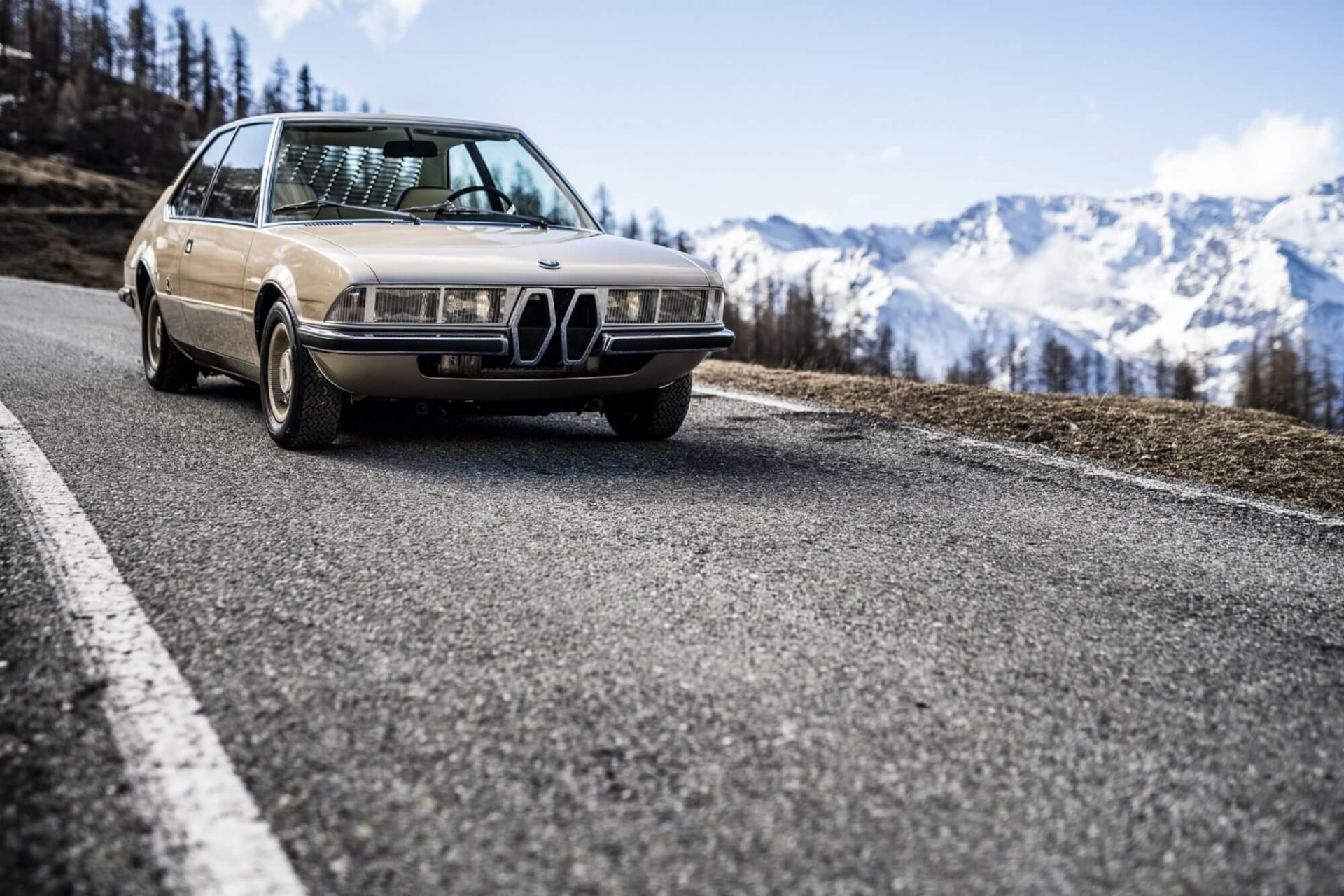 BMW zaprezentowało samochód koncepcyjny Garmisch w Villa d’Este. Prawie 50 lat po zniknięciu oryginału