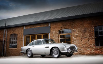 Oryginalny Aston Martin DB5 Jamesa Bonda trafi na aukcje