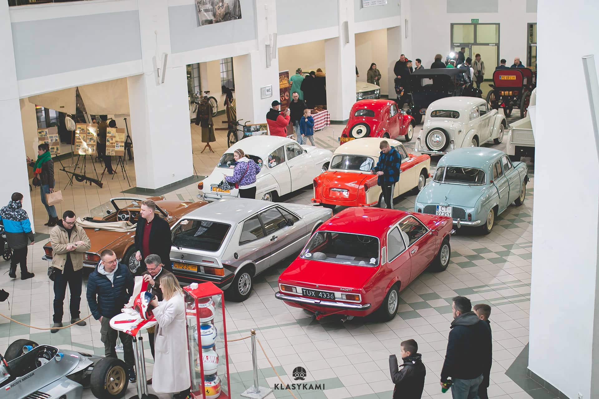 Oldtimer Meeting Toruń 2023 – fotorelacja z pierwszej takiej imprezy w tym roku