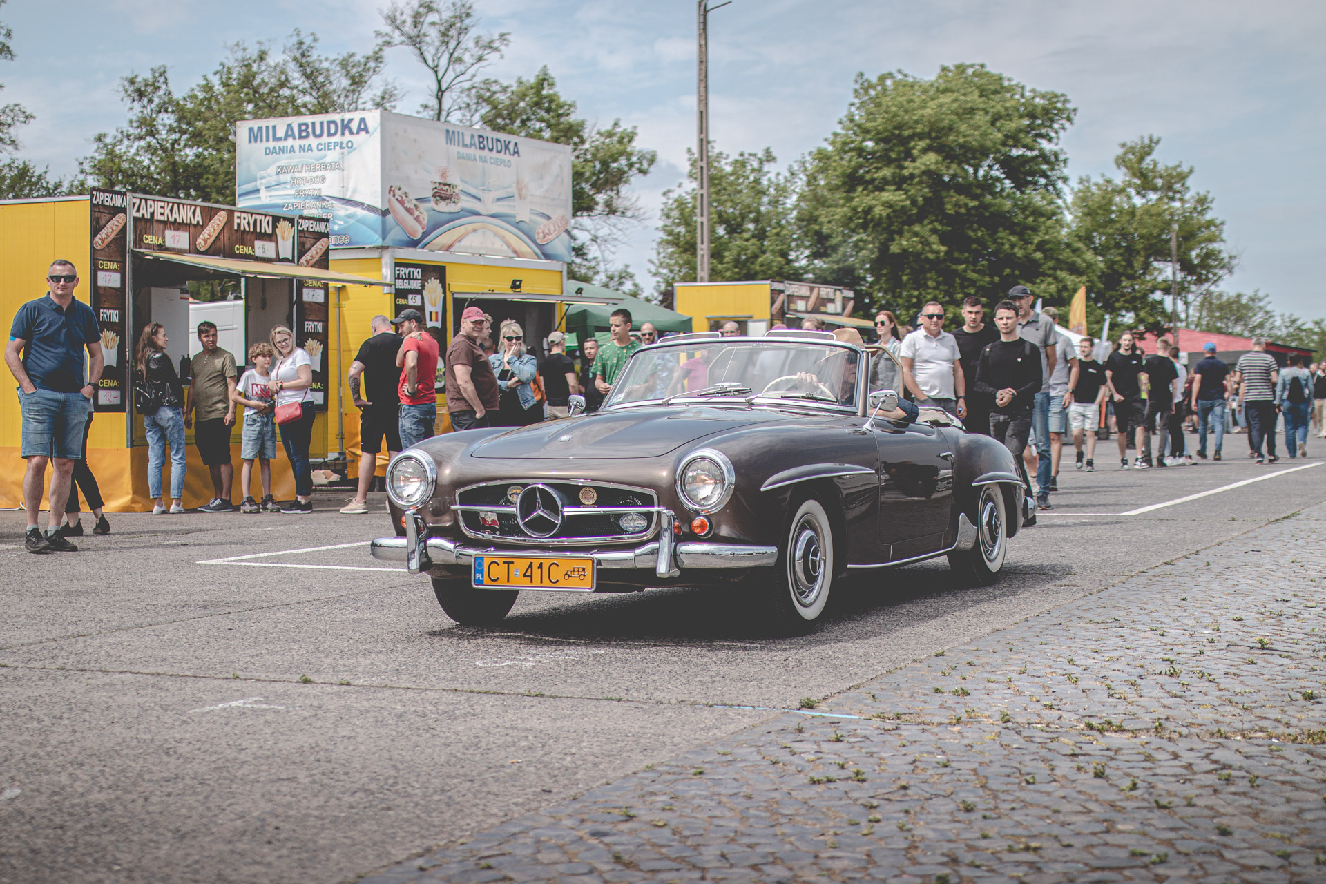 Zlot Mercedes-Benz w Toruniu: Fotogaleria od Klasykami.pl