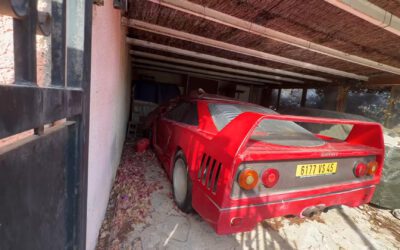 Na Google Maps znaleźli dwa porzucone Ferrari F40 i trochę się zdziwili